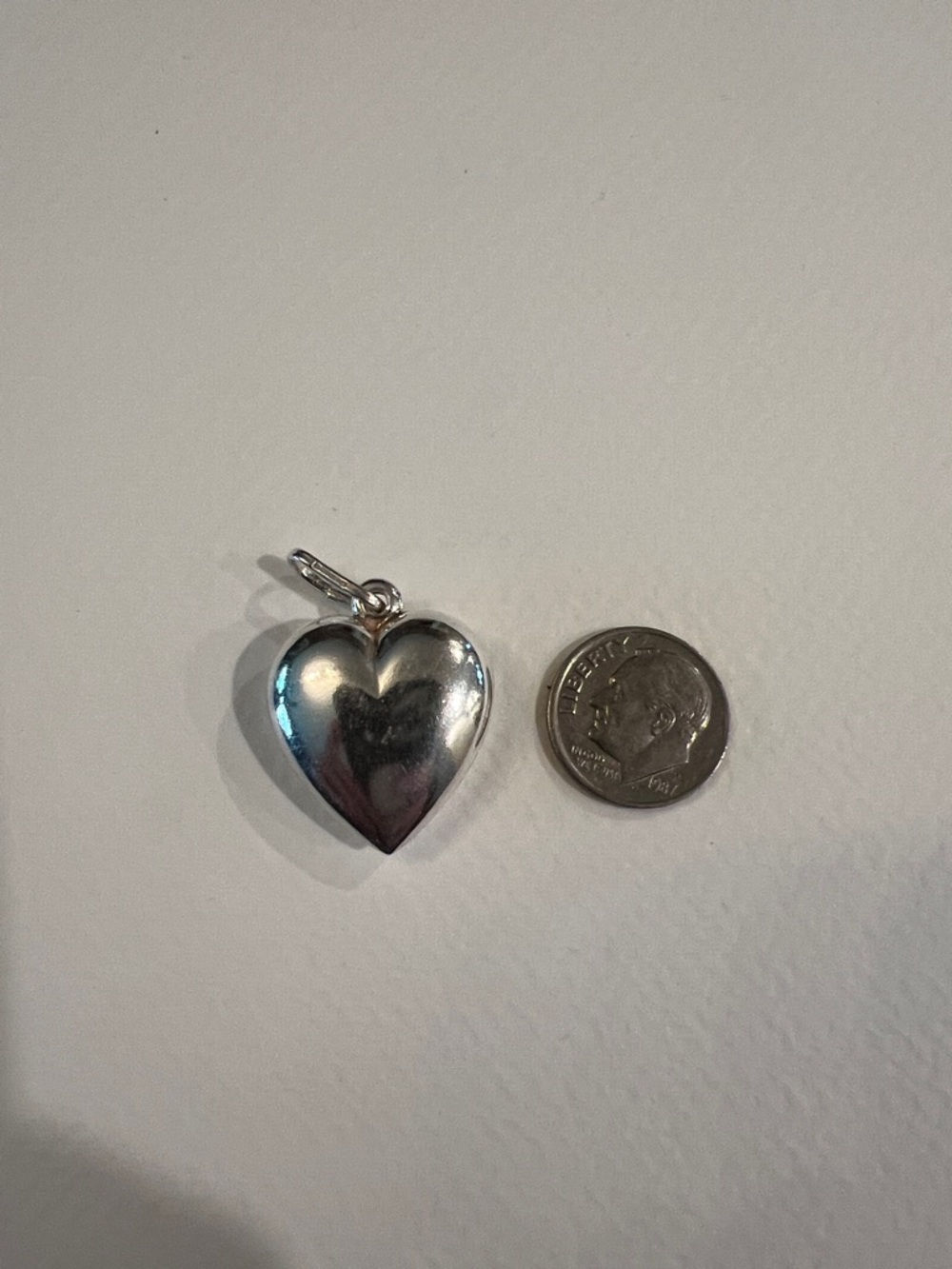 Sterling Silver Heart Pendant Charm - Silver - Picture 4 of 5